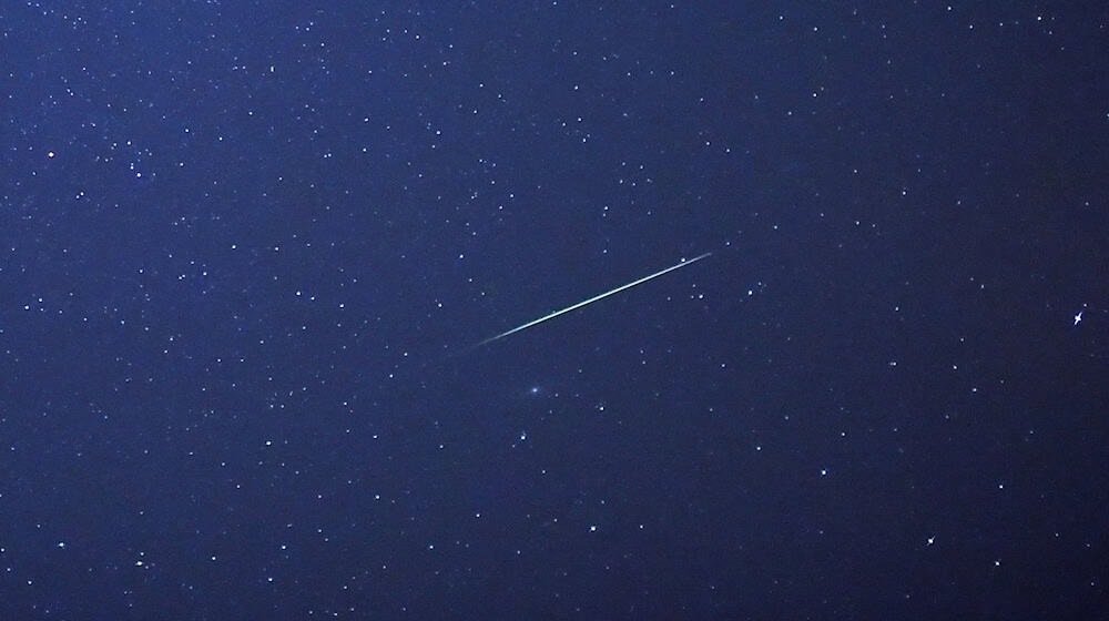 A number of shooting stars can be seen over Saxony again in August. (Archive image) / Photo: Hendrik Schmidt/dpa-Zentralbild/dpa