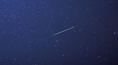 A number of shooting stars can be seen over Saxony again in August. (Archive image) / Photo: Hendrik Schmidt/dpa-Zentralbild/dpa