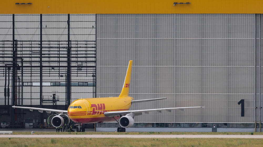 Tarifowe dojednanje: Wjace pjenjez za přistajenych při DHL Hub Lipsk (archiwny wobraz). / Foto: Jan Woitas/dpa