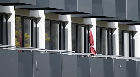 Sachsen kann von zusätzlichen Bundesgeldern für den sozialen Wohnungsbau profitieren.(Symbolbild) / Foto: Sebastian Kahnert/dpa