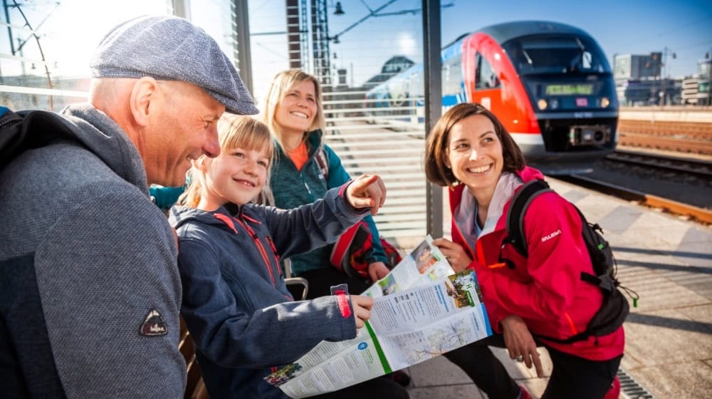Mehr Züge übers Wochenende für Ausflügler. Foto: VVO