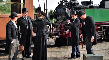 Lößnitzdackel ganz historisch. Foto: Lößnitzgrundbahn