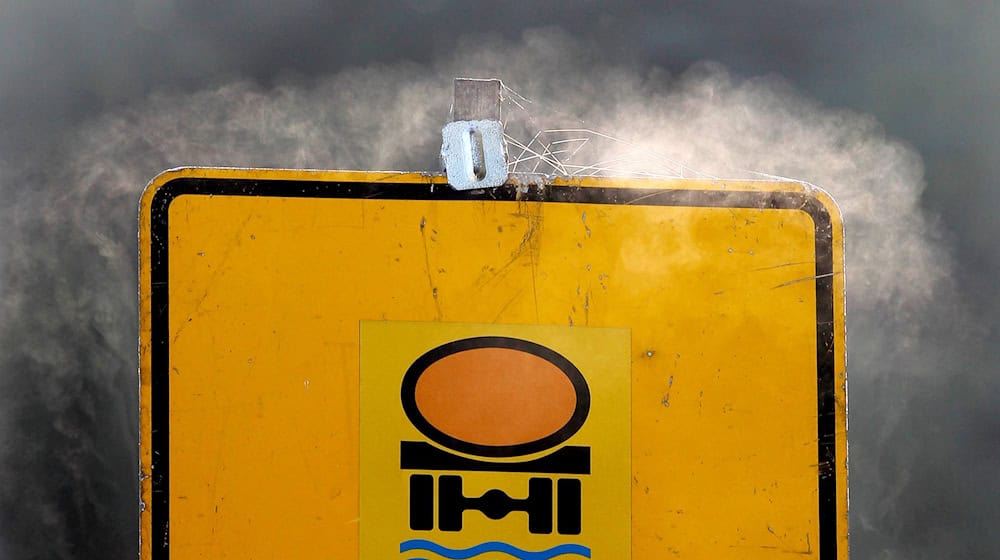 Mehrere Unfälle mit wassergefährdenden Stoffen in Sachsen (Symbolbild). / Foto: Jan Woitas/dpa-Zentralbild/dpa