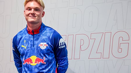 Neuzugang Conrad Harder steht vor seinem Debüt bei RB Leipzig. / Foto: Jan Woitas/dpa