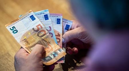 Zusatz- und Sonderversorgung für Rentner im Osten kosten die östlichen Bundesländer immer noch Milliardenbeträge. (Symbolbild) / Foto: Lino Mirgeler/dpa