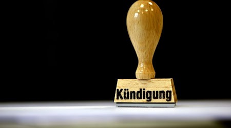 Виробник Doering Glass не зміг знайти інвестора для заводу в Радебурзі. (Символічне зображення) / Фото: Ralf Hirschberger/dpa-Zentralbild/dpa