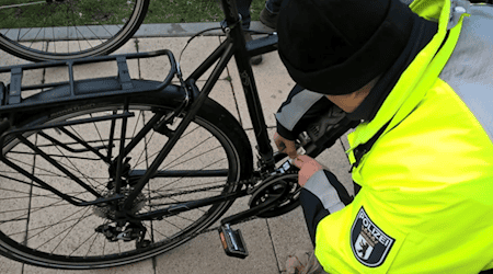 Fahrradcodierung. Foto: ADAC