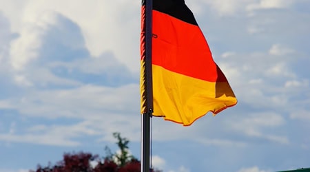 Symbolbild Deutschland-Fahne / pixabay Kapa65