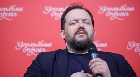 Andris Nelsons' contract as Gewandhauskapellmeister has been extended until the end of July 2032. (Archive photo) / Photo: Jan Woitas/dpa
