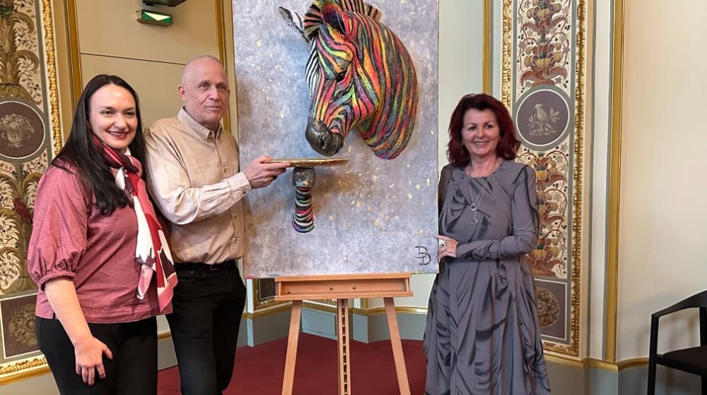 v.l. Dr. Izane Reyneke, Stefan Hippler, Viola Klein (Bild: Thomas Wolf)