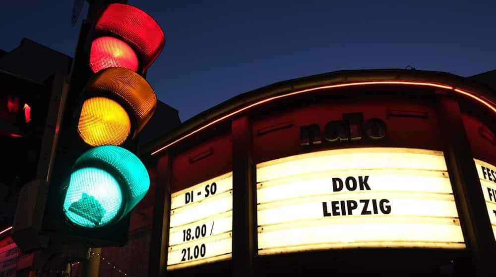 The DOK Leipzig film festival also has to make do with less funding, which is having a noticeable impact on the barrier-free program. (Archive photo) / Photo: Sebastian Willnow/dpa