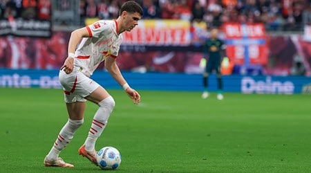 Kosta Nedeljkovic, del Leipzig, estará de baja las próximas semanas / Foto: Jan Woitas/dpa