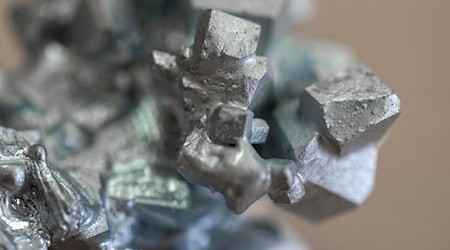 W Freibergu dobudźe pilotowa připrawa strategisce wažny element Gallium wróćo (symbolowy wobraz). / Foto: Hendrik Schmidt/dpa