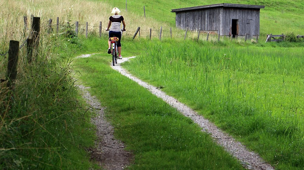 Symbolbild Radfahrerin / pixabay Antranias
