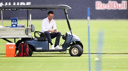 Ab dem 1. Oktober ist Florian Scholz fürs Kommerzielle im Fußballreich von Red Bull zuständig.  / Foto: Jan Woitas/dpa-Zentralbild/dpa