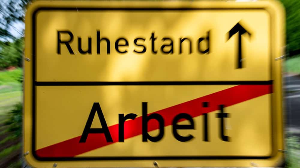 Vor allem in den ostdeutschen Bundesländern blicken die Menschen mit Sorge auf die finanzielle Situation im Ruhestand. (Symbolbild) / Foto: Sina Schuldt/dpa