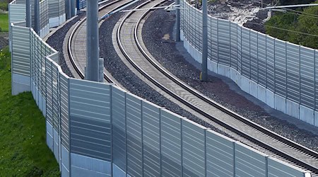 Symbolbild Lärmschutzwände / pixabay bernswaelz
