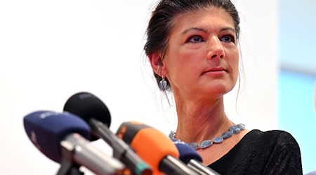 Sahra Wagenknecht quiere seguir siendo políticamente activa incluso después de cambiar el nombre de su partido. (Foto de archivo) / Foto: Martin Schutt/dpa