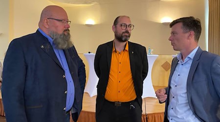 Die drei Kandidaten unter sich: v.l.n.r. René Jurisch, Martin Bahrmann und Markus Renner. Foto: privat