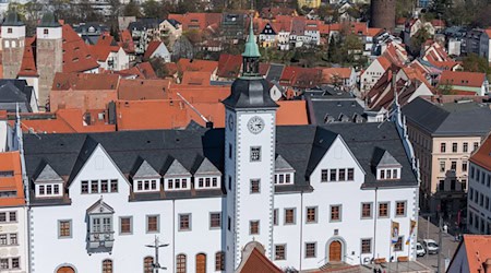 Es gab keinen Sieger im ersten Wahlgang im Rennen um das Amt des Oberbürgermeisters (Archivbild). / Foto: Robert Michael/dpa-Zentralbild/ZB
