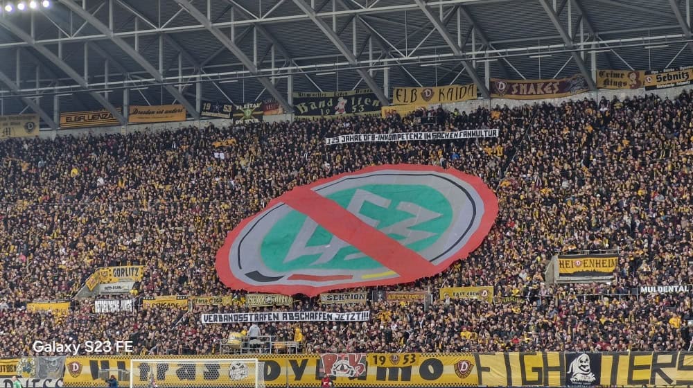 Die Anhänger der SGD zeigten schon mehrmals ihren Unmut gegen den DFB. (Bild: Privataufnahme)
