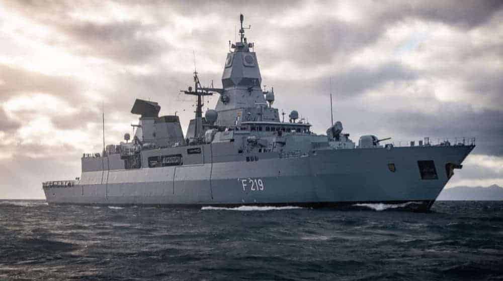 Die Fregatte Sachsen (F 219) im Polarmeer. Foto: Bundeswehr Die Fregatte Sachsen (F 219) im Polarmeer. Foto: Bundeswehr