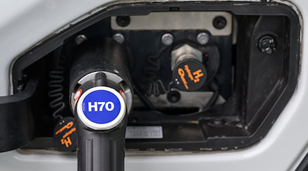 A partir de 2027, la planta de BMW en Leipzig se abastecerá de hidrógeno a través de una tubería. (Imagen de archivo) / Foto: Hendrik Schmidt/dpa