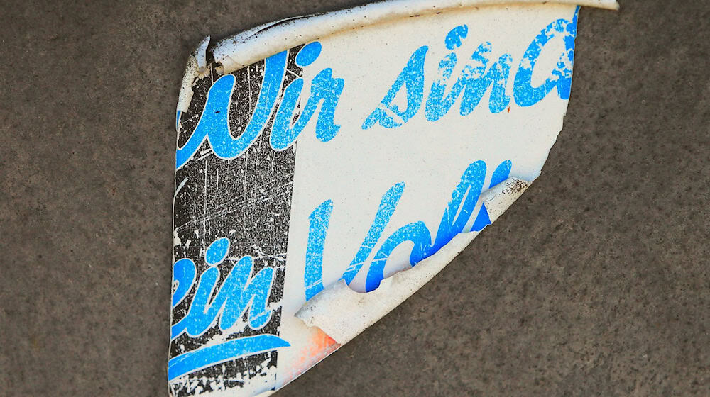 From the perspective of many East Germans, the gap is growing again. (Archive photo) / Photo: Jens Wolf/dpa