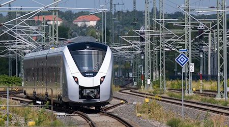 Між Лейпцигом і Хемніцем незабаром курсуватиме бездизельний потяг (архівне фото) / Фото: Hendrik Schmidt/dpa