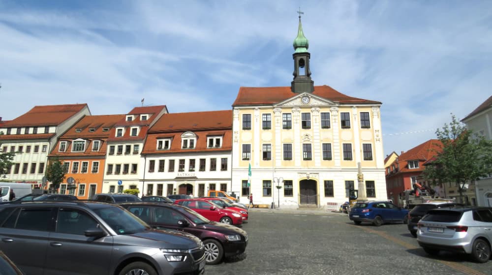 Das von Radeberg hat Bundeskanzler Merz sicher nicht gemeint, als er über deutsche Stadtbilder philosophierte. Foto: Matthias Stark post-slider