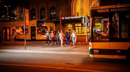 Schon Routine für Busse und Bahnen: die Zeitumstellung. Foto Lars Neumann/VVO