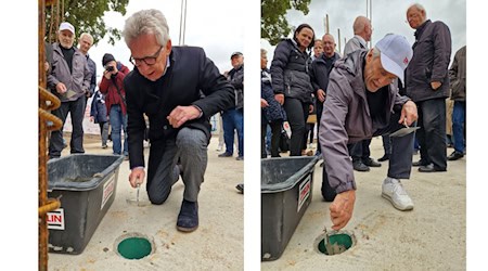 Thomas de Maiziere (l.) und Gojko Mitic bei der Grundsteinlegung. Foto: Stadtverwaltung Radebeul