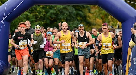 The Central German Marathon took place for the 22nd time / Photo: Heiko Rebsch/dpa