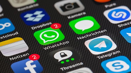 Symbolbild WhatsApp / pixabay LoboStudioHamburg