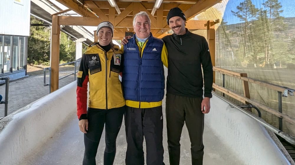 Susanne Kreher (links), Stefan Poser (mitte, Trainer), Axel Jungk (rechts) (Bild: Verein, Steffen Manig)