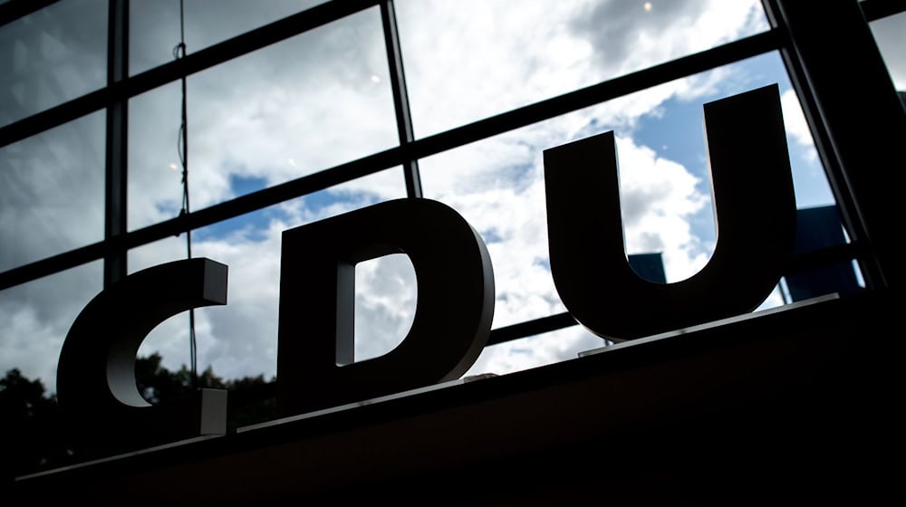 The debate about how to deal with the AfD has flared up again in the CDU. (Symbolic image) / Photo: Hauke-Christian Dittrich/dpa