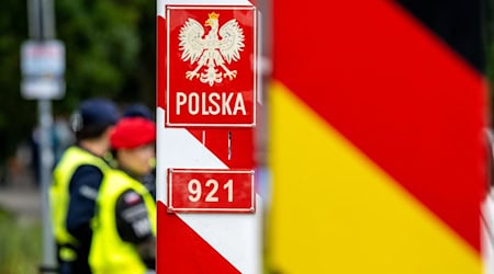 Pólske kontrole na hranicy k Němskej so hač do 4. apryla podlěša. (Archivbild) / Foto: Stefan Sauer/dpa
