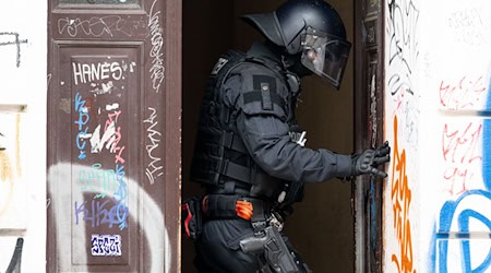 Die sächsische Polizei hat zwei neue Sonderkommissionen eingerichtet - zum islamistischen Extremismus sowie zum Thema Spionage/Sabotage. (Archivbild)  / Foto: Hendrik Schmidt/dpa