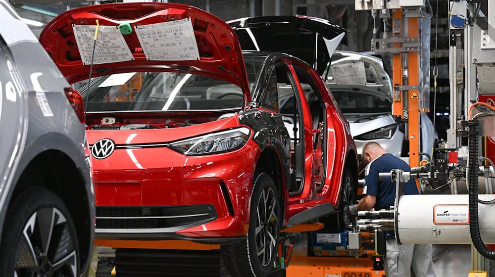 Volkswagen plans extra shifts at the Zwickau car factory (symbolic image) / Photo: Hendrik Schmidt/dpa