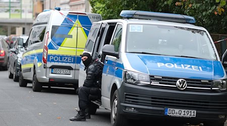 Die Leipziger Polizei war am Wochenende bereits drei Mal wegen Hausbesetzungen im Einsatz.  / Foto: Sebastian Willnow/dpa