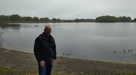 Sven Eppinger am Dippelsdorfer Teich. Foto: privat