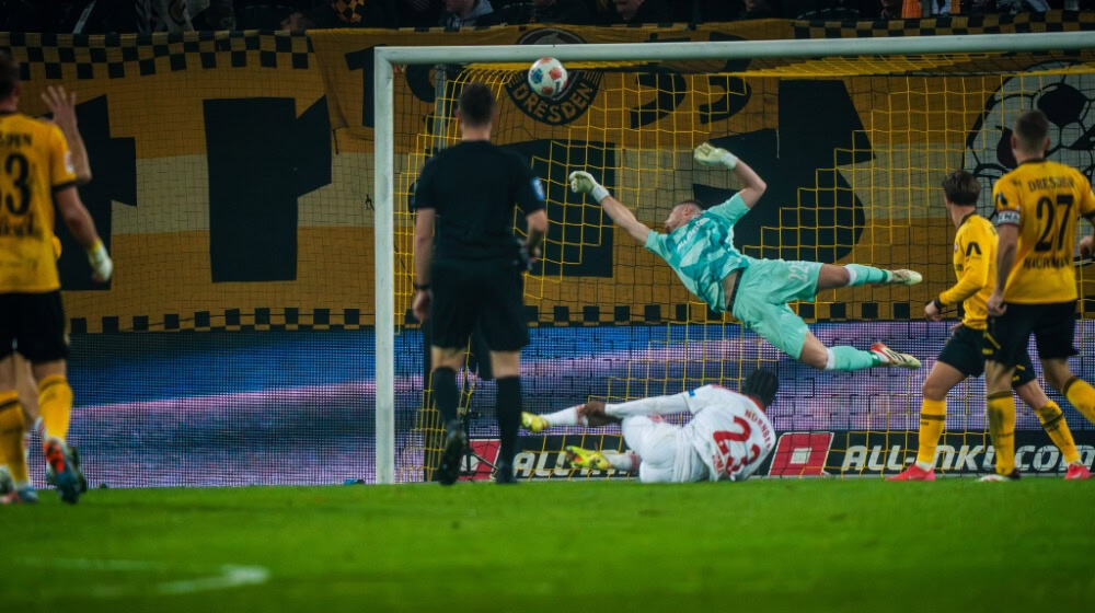 Im Duell gegen den FC Nürnberg hielt Torhüter Lennart Grill einen Fallrückzieher überragend (Bild: mg_pixart)