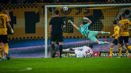 Im Duell gegen den FC Nürnberg hielt Torhüter Lennart Grill einen Fallrückzieher überragend (Bild: mg_pixart)