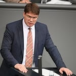 Der AfD-Abgeordnete Steffen Kotré war auch schon in der Talkshow von Moskaus TV-Propagandist Solowjow zugeschaltet. (Archivbild) / Foto: Niklas Graeber/dpa