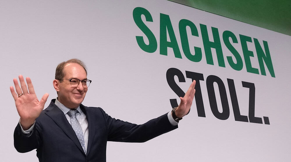 Dobrindt wants to deport criminals to Afghanistan and Syria.  / Photo: Sebastian Willnow/dpa