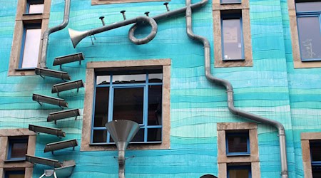 Symbolbild Dresden-Neustadt / pixabay Broesis