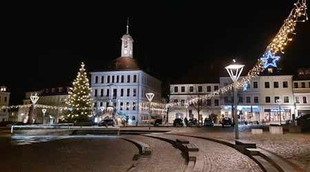 Schiebock lädt am erstem Dezemberwochenende auf den Altmarkt zum vorweihnachtlichen Treiben ein. Foto: Stadtverwaltung Bischofswerda