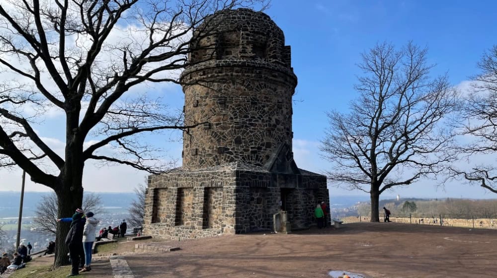 Der Radebeuler Bismarckturm. Foto: Ulf Mallek