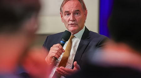 "Queremos acoger en nuestras ciudades a personas de todos los colores", afirma Jung. (Imagen de archivo) / Foto: Jan Woitas/dpa