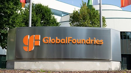 La Dirección Estatal de Sajonia ha aprobado la ampliación del almacén químico del fabricante de chips Globalfoundries (foto de archivo). / Foto: Sebastian Kahnert/dpa